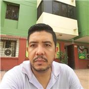 Profesor de matemáticas clases a niños de primaria y secundaria